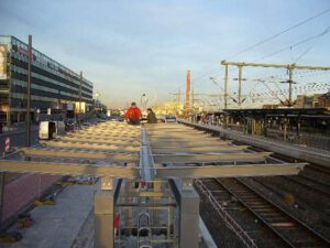 bahnsteigueberdachung_am_bahnhof_bielefeld_20161203_1966978503 Bahnsteigüberdachung am Bahnhof Bielefeld