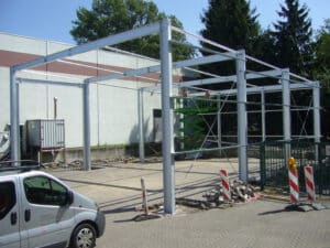 Bau einer Stahlhalle für die Hahne Mühlenwerke Bau einer Stahlhalle für die Hahne Mühlenwerke