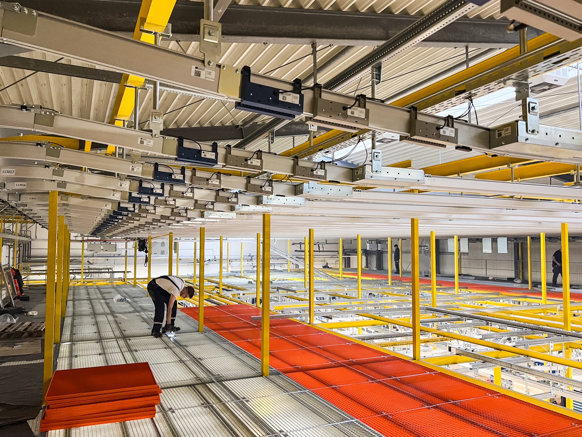 Erfahren Sie mehr über das erfolgreiche Stahlbau-Projekt von HEIKO Metallbau für Eggers Textilpflege GmbH in Bückeburg. Innovative Lösungen, Sicherheit und Ästhetik vereint.
