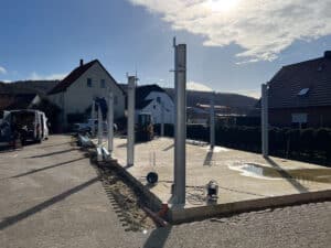 IMG_5093 Entdecken Sie die innovative Verkaufshalle von HEIKO Metallbau: Modernes Design, für optimale Präsentation von Motorrädern. Qualität trifft auf Ästhetik im Industriebau!