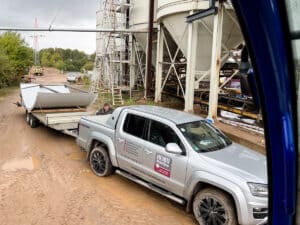 Für das Tramira Transportbetonwerk haben wir zwei neue Sandtrichter konstruiert und installiert, welche die alten Trichteranlagen ersetzen.