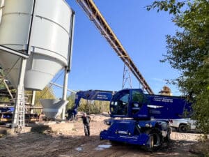 Für das Tramira Transportbetonwerk haben wir zwei neue Sandtrichter konstruiert und installiert, welche die alten Trichteranlagen ersetzen.